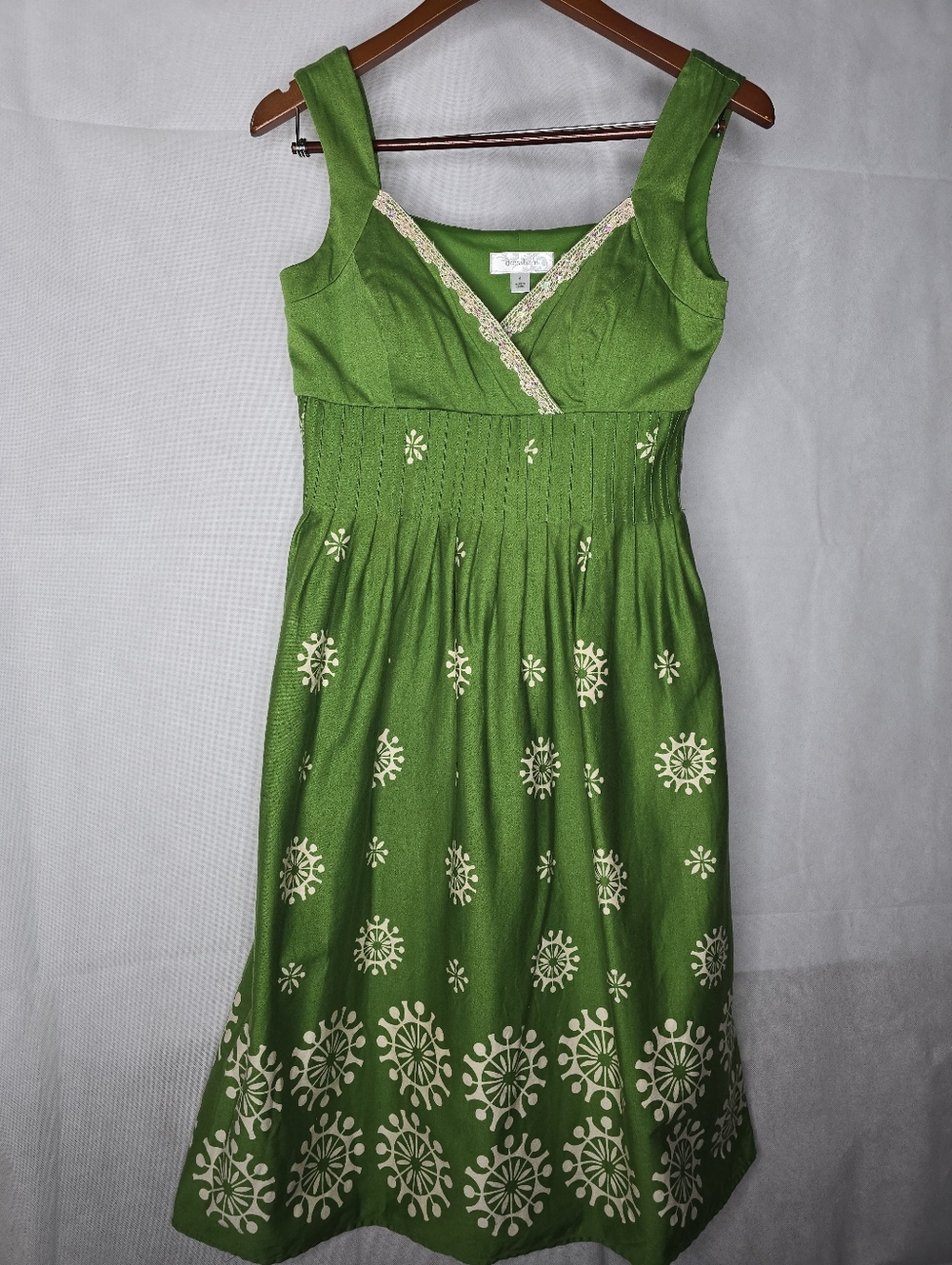 Dressbarn Fit Flare Dress Green Retro Print Sleeveless Beaded Sweetheart Neck 4